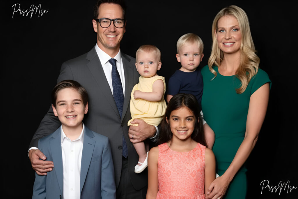 Ava Lorenn Gosselaar