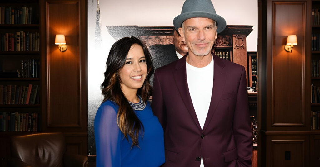 how old is billy bob thornton wife