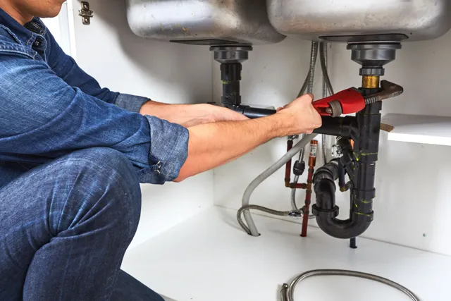 How Can Plumbing Services Help Improve Water Efficiency in Your Home?